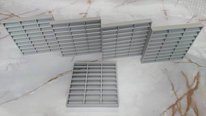 (図1)お預かりした現物と真空注型品